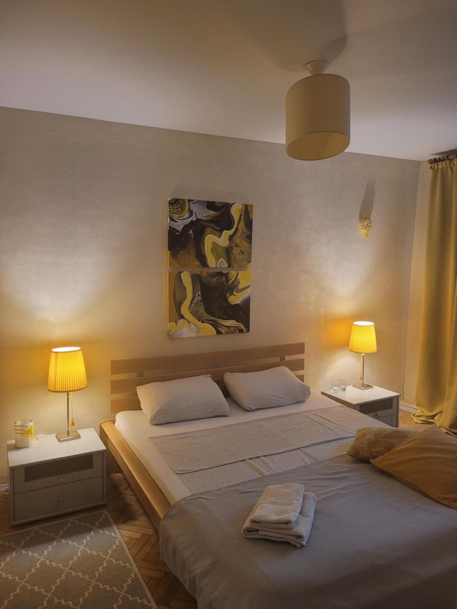 Sunflower Apartment Near Kiev Airport & Railway Station & Center City! Εξωτερικό φωτογραφία